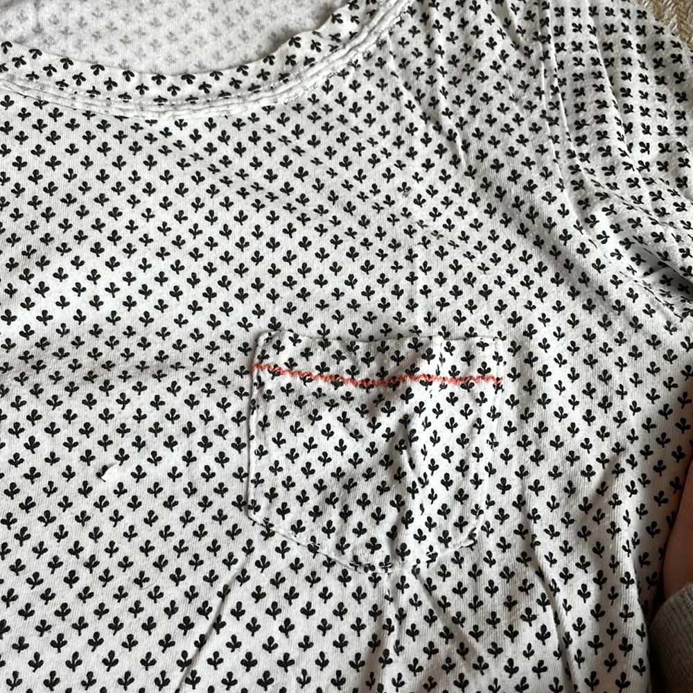 Anthropologie / t.la shirt size XS